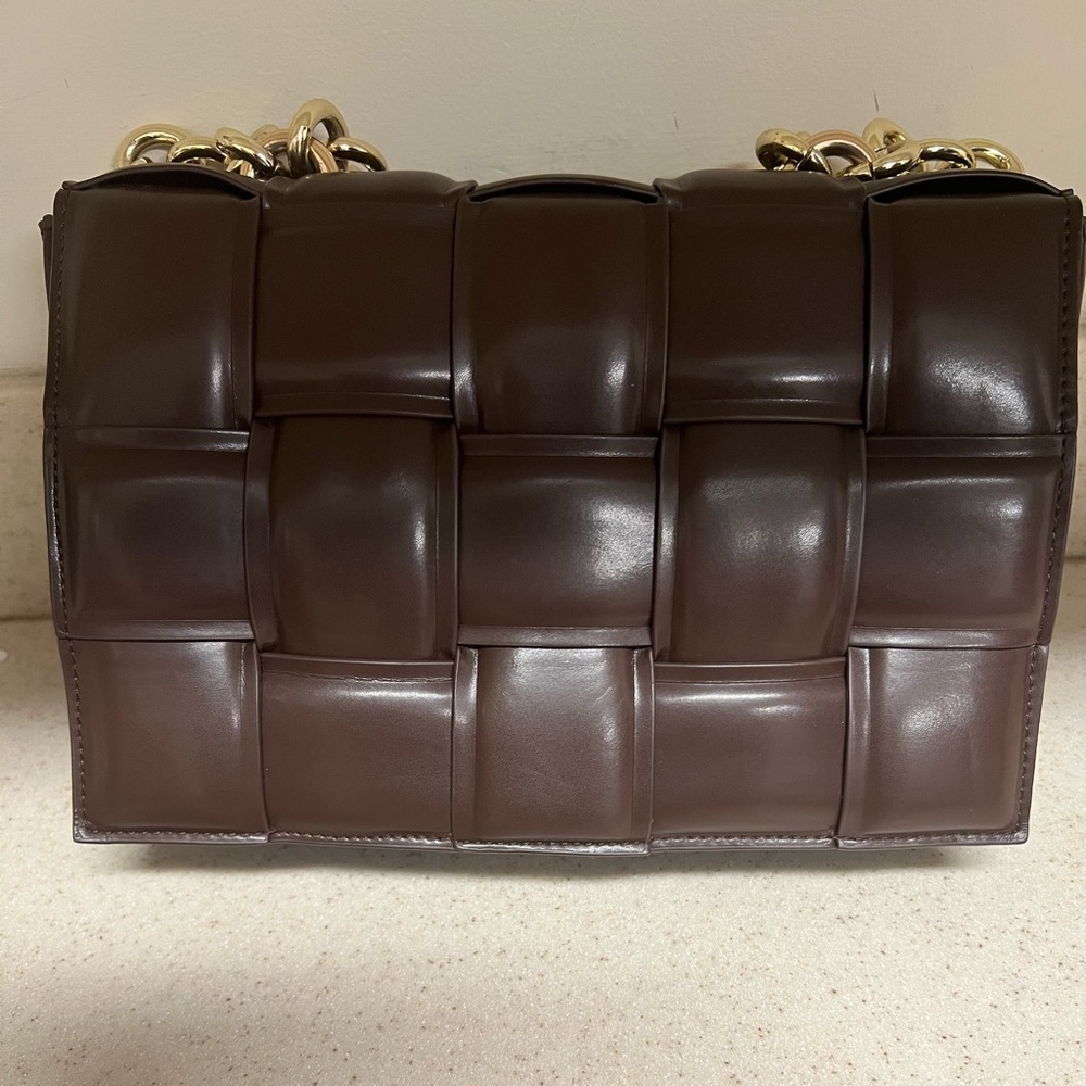 Cassett Crossbody